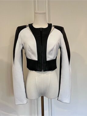 Bebe Cropped Moto Jacket Black White Colorblock Faux Leather Zip Futuristic S